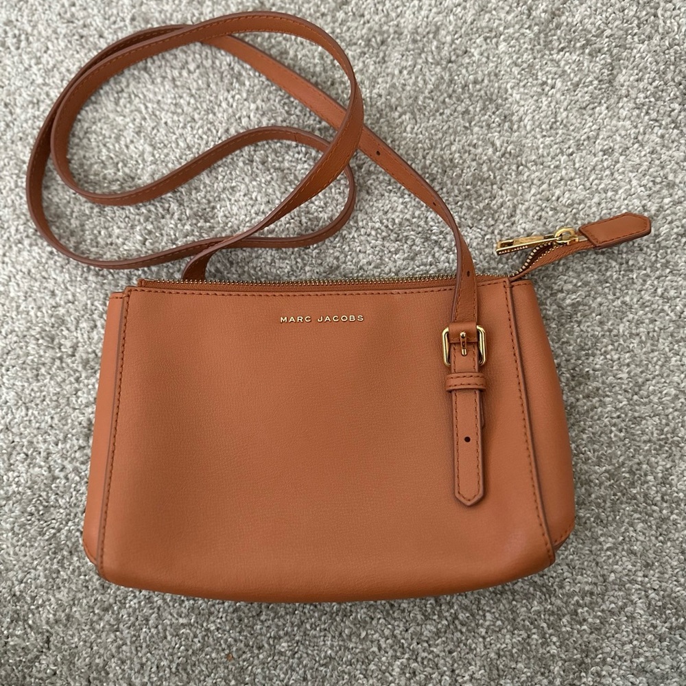 MARC JACOBS The Commuter Crossbody Bag